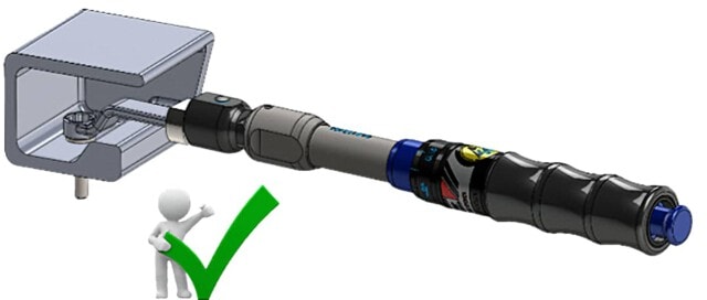 Utilisation correcte d'une clé dynamométrique avec embout spécial, pour assemblage dans des conditions optimales
